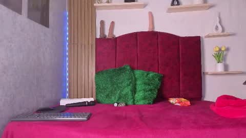 Snapshot of rosse_deep chatting on July 2026 01:27:01 PM Rosse follow me online show from July 2026 01:27:01 PM