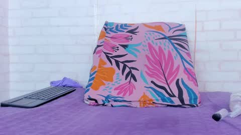 Snapshot of rosse_thompson11 chatting on December 2024 10:45:01 PM rosse_thompson11 online show from December 2024 10:45:01 PM