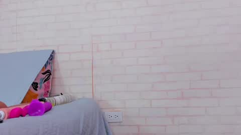 Snapshot of rosse_thompson11 chatting on January 2025 07:15:01 PM rosse_thompson11 online show from January 2025 07:15:01 PM