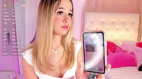 Snapshot of rossedaw_ chatting on January 2025 05:51:02 PM Rosse Daw Independent model  online show from January 2025 05:51:02 PM