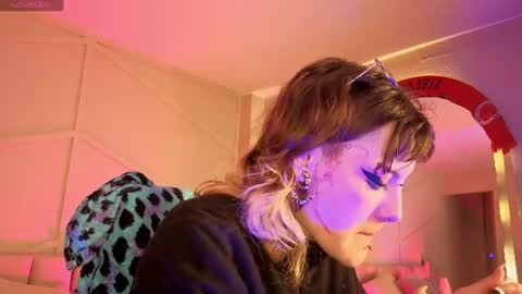 Snapshot of rossiie_hunt_ chatting on June 2026 01:20:02 PM rossiie_hunt_ online show from June 2026 01:20:02 PM