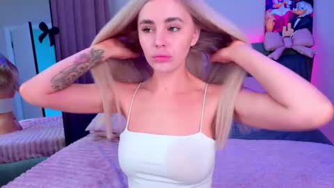 Snapshot of rossy_x_ chatting on June 2026 11:41:01 PM Rossy 630 pm - 230 am online show from June 2026 11:41:01 PM
