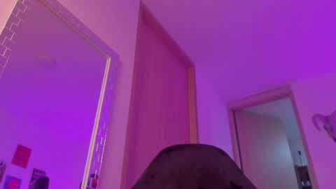 Snapshot of rot_wallace chatting on May 2026 10:59:01 PM rot_wallace online show from May 2026 10:59:01 PM