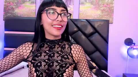 Snapshot of roulyy chatting on January 2025 05:10:01 AM  JESSY ROULY online show from January 2025 05:10:01 AM