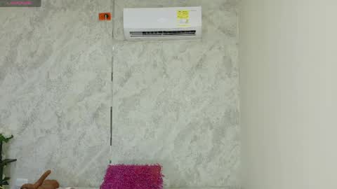 Snapshot of rous_55 chatting on May 2026 12:32:01 PM Rous online show from May 2026 12:32:01 PM