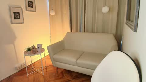 Rousee online show from March 2026 01:38:02 PM