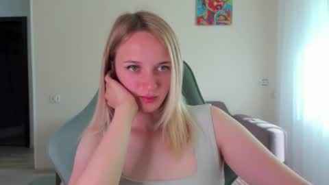 Snapshot of rousereed chatting on July 2026 06:15:01 AM Rouse online show from July 2026 06:15:01 AM