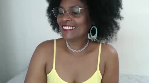 luxa online show from February 2025 04:23:02 PM