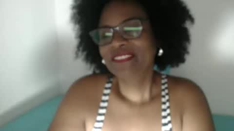 luxa online show from April 2026 07:08:01 PM