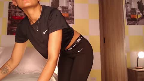Snapshot of rouss_henao chatting on June 2026 02:05:02 AM Rouss marie henao online show from June 2026 02:05:02 AM