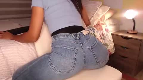 Snapshot of rouss_henao chatting on July 2026 03:23:01 AM Rouss marie henao online show from July 2026 03:23:01 AM