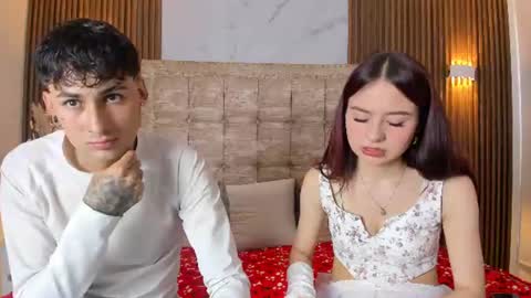 Snapshot of rousse_n_kenji chatting on June 2026 08:20:02 PM rousse_n_kenji online show from June 2026 08:20:02 PM