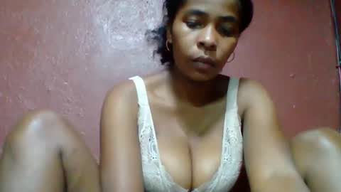 rovaelyah online show from October 2025 04:47:01 PM