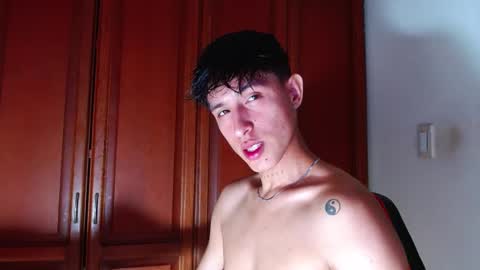 rowanboy23 online show from September 2025 02:23:01 AM