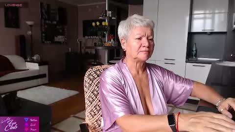 Roxana online show from June 2026 09:58:01 AM