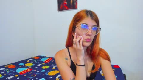 Snapshot of roxanajames__ chatting on April 2026 02:56:02 PM roxy online show from April 2026 02:56:02 PM