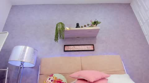 Snapshot of roxanebrown chatting on May 2026 01:56:01 AM roxanebrown online show from May 2026 01:56:01 AM