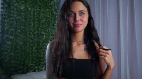 Snapshot of roxanelan chatting on February 2026 04:30:01 AM Anna Lokiss online show from February 2026 04:30:01 AM