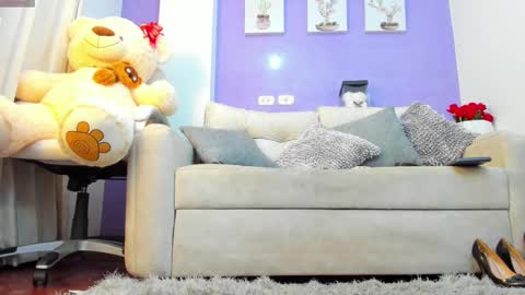 Roxanne evans   Schedule 700 -1400GTM-5 online show from February 2025 01:44:02 PM