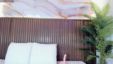 Roxie  online show from April 2026 11:44:01 AM