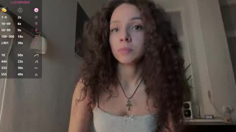 Roxie online show from February 2026 06:13:01 PM