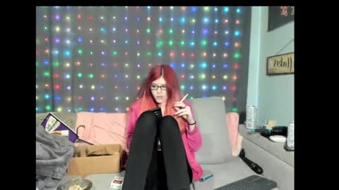 roxihazeleyes online show from February 2025 04:58:02 AM