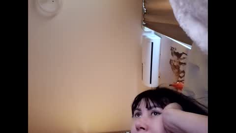 Snapshot of roxolanaa_sexy chatting on January 2025 11:45:02 AM ROXOLANAA SEXY online show from January 2025 11:45:02 AM