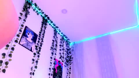 Snapshot of roxxxevelvet chatting on March 2025 11:38:01 PM Roxx IG  online show from March 2025 11:38:01 PM