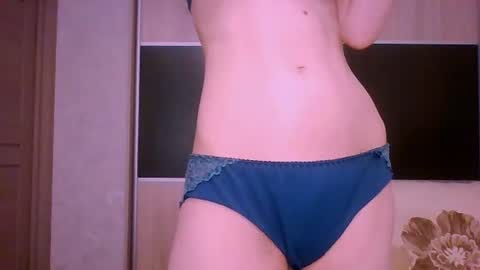 Roxxy Wharton online show from June 2026 11:56:02 AM