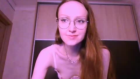Snapshot of roxxywharton chatting on July 2026 11:05:02 AM Roxxy Wharton online show from July 2026 11:05:02 AM