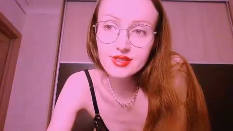 Snapshot of roxxywharton chatting on July 2026 10:57:02 AM Roxxy Wharton online show from July 2026 10:57:02 AM