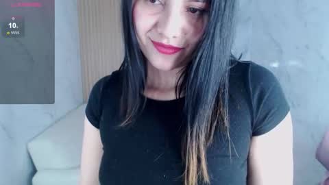 Roxy online show from March 2026 01:38:02 PM