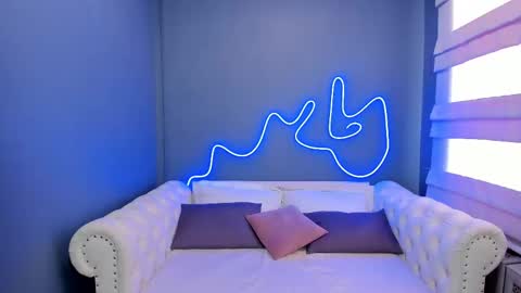 Roxy online show from February 2025 07:16:02 AM