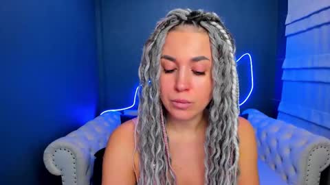 Snapshot of roxy_mars chatting on February 2026 01:22:01 AM Roxy online show from February 2026 01:22:01 AM