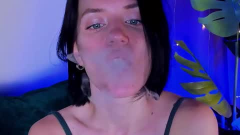 roxy_riot_ online show from February 2025 04:30:02 AM