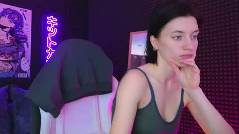 roxy_riot_ online show from March 2025 04:35:02 AM