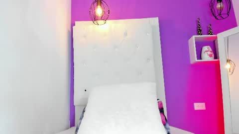Snapshot of roxy_sexy69 chatting on July 2026 01:47:02 PM roxy_sexy69 online show from July 2026 01:47:02 PM