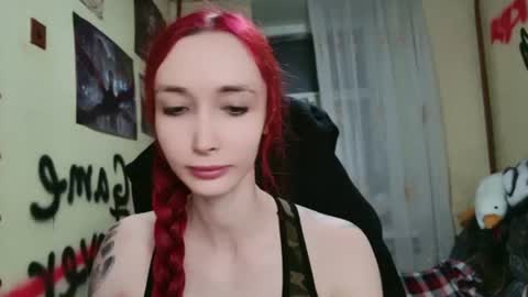 Snapshot of roxy_silver chatting on June 2026 08:07:02 PM Roxy online show from June 2026 08:07:02 PM
