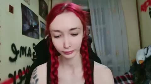 Snapshot of roxy_silver chatting on June 2026 08:40:02 PM Roxy online show from June 2026 08:40:02 PM
