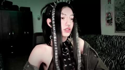 Roxy Independient model Help me to reach 50 thumbs up online show from February 2026 12:53:02 AM