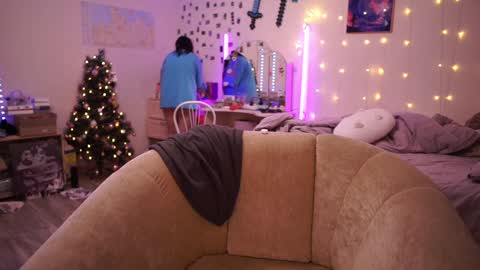 roxysuh online show from January 2025 08:13:02 AM