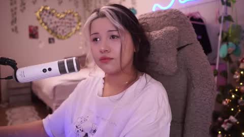 roxysuh online show from January 2026 07:35:01 AM