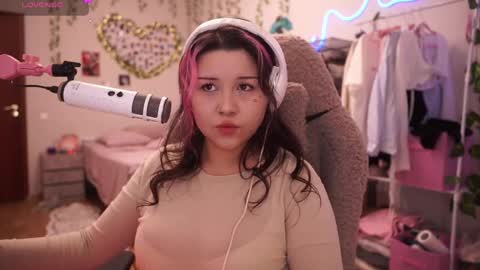 roxysuh online show from April 2026 07:47:01 AM