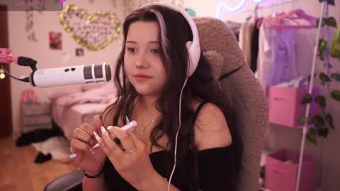 Snapshot of roxysuh chatting on May 2026 08:30:01 AM roxysuh online show from May 2026 08:30:01 AM