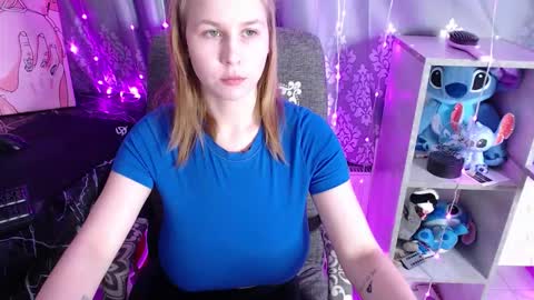 angela online show from February 2026 08:40:02 PM