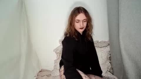 Rose  online show from March 2026 09:04:02 PM