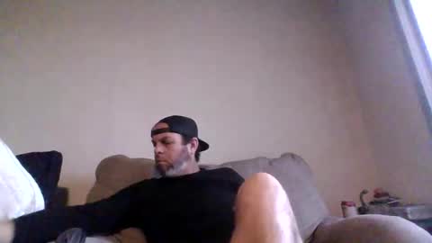 rubbingoneout714 online show from December 2025 07:00:01 PM