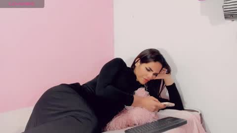Snapshot of rubi_angels_ chatting on June 2026 01:28:02 AM rubi_angels_ online show from June 2026 01:28:02 AM