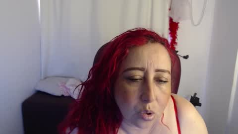 Snapshot of rubi_halliwey chatting on February 2026 01:10:01 PM Rubi online show from February 2026 01:10:01 PM