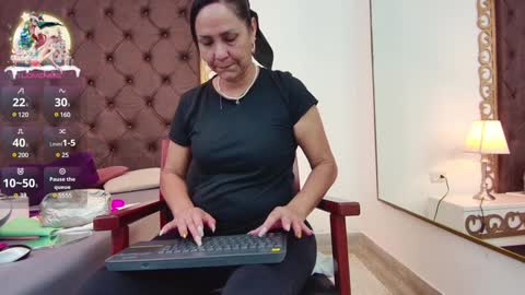 Snapshot of rubybonnet_ chatting on January 2025 11:22:01 AM Ruby bonnet online show from January 2025 11:22:01 AM